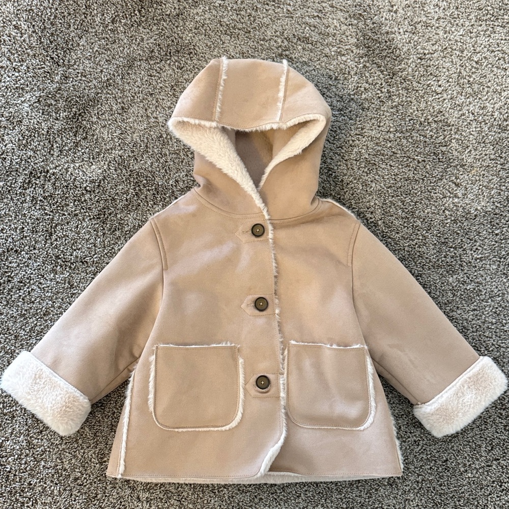 NWOT Zara Baby Soft Faux Fur Sherpa Coat Jacket with Hood